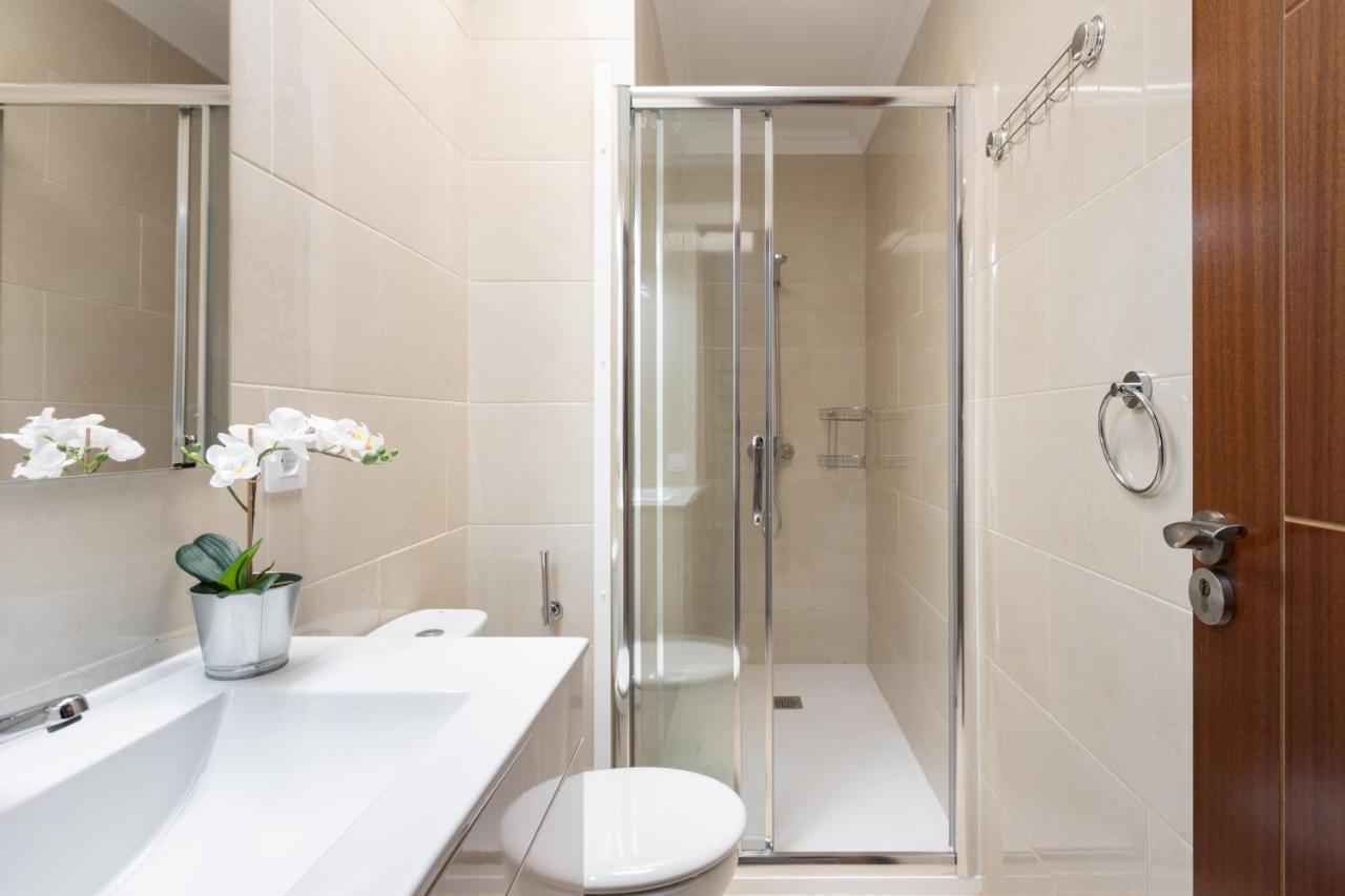Classbnb - Three Spacious Apartments 150M From The Las Americas Promenade Арона Экстерьер фото