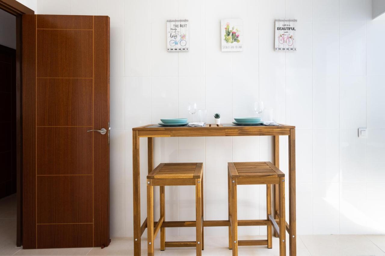 Classbnb - Three Spacious Apartments 150M From The Las Americas Promenade Арона Экстерьер фото