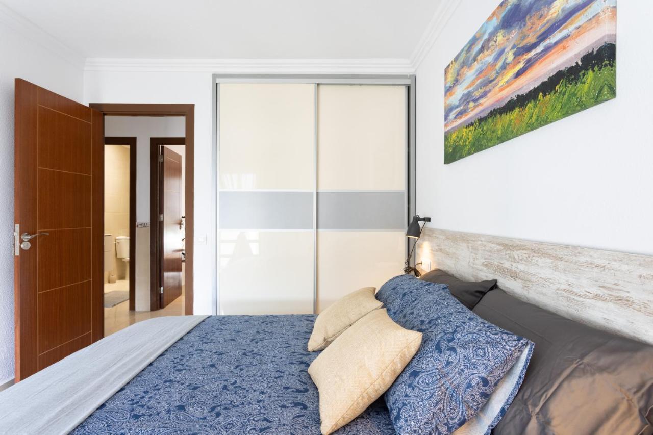 Classbnb - Three Spacious Apartments 150M From The Las Americas Promenade Арона Экстерьер фото