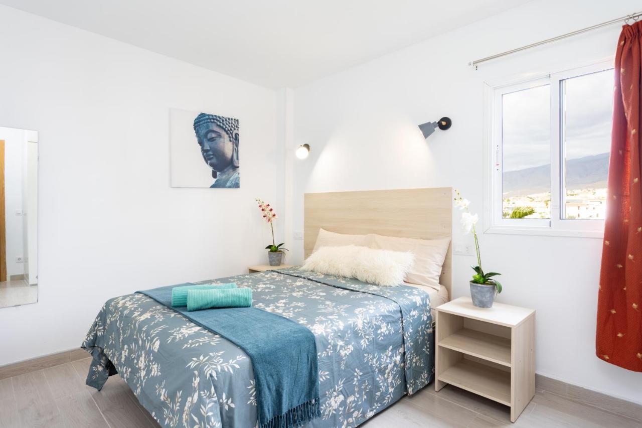 Classbnb - Three Spacious Apartments 150M From The Las Americas Promenade Арона Экстерьер фото
