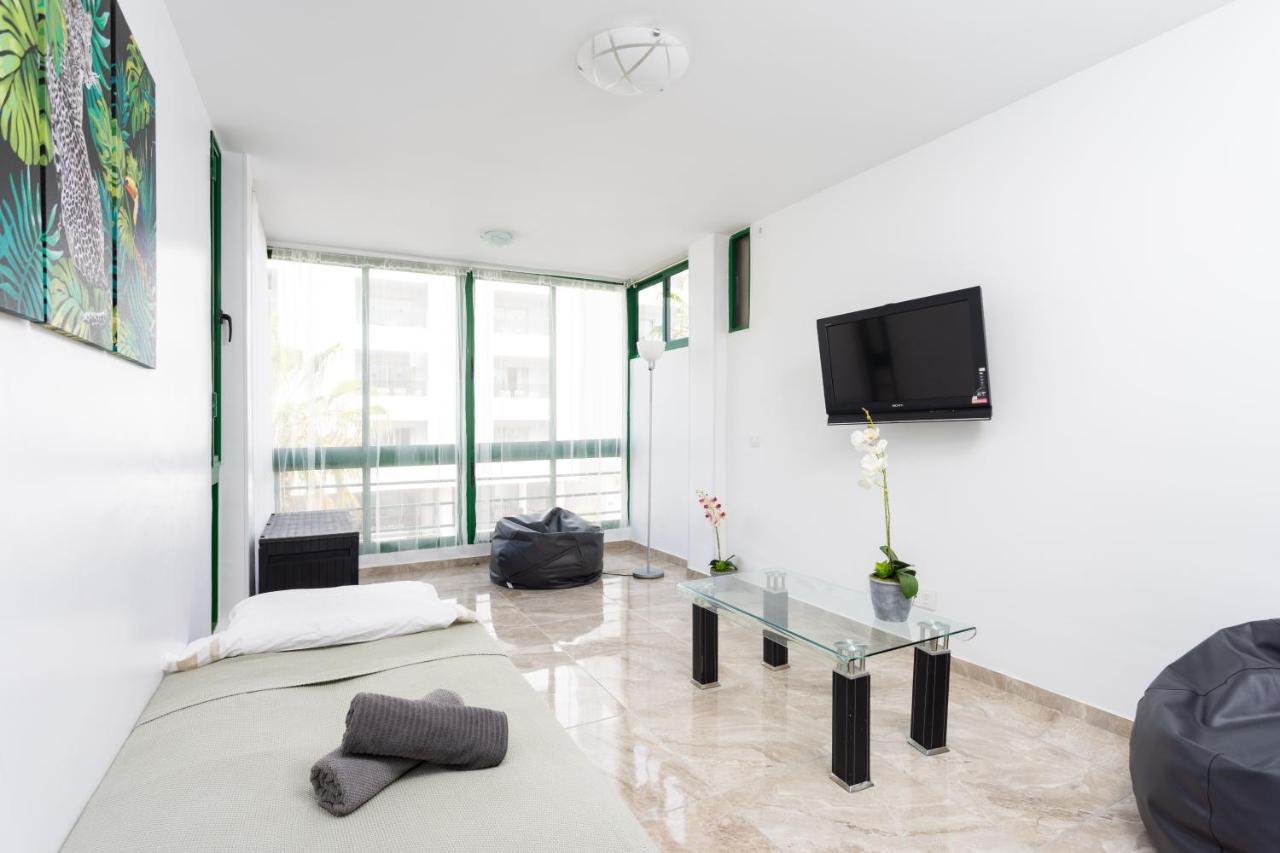 Classbnb - Three Spacious Apartments 150M From The Las Americas Promenade Арона Экстерьер фото