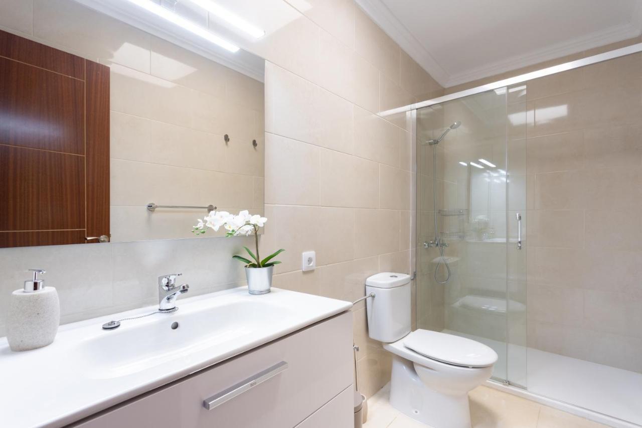Classbnb - Three Spacious Apartments 150M From The Las Americas Promenade Арона Экстерьер фото