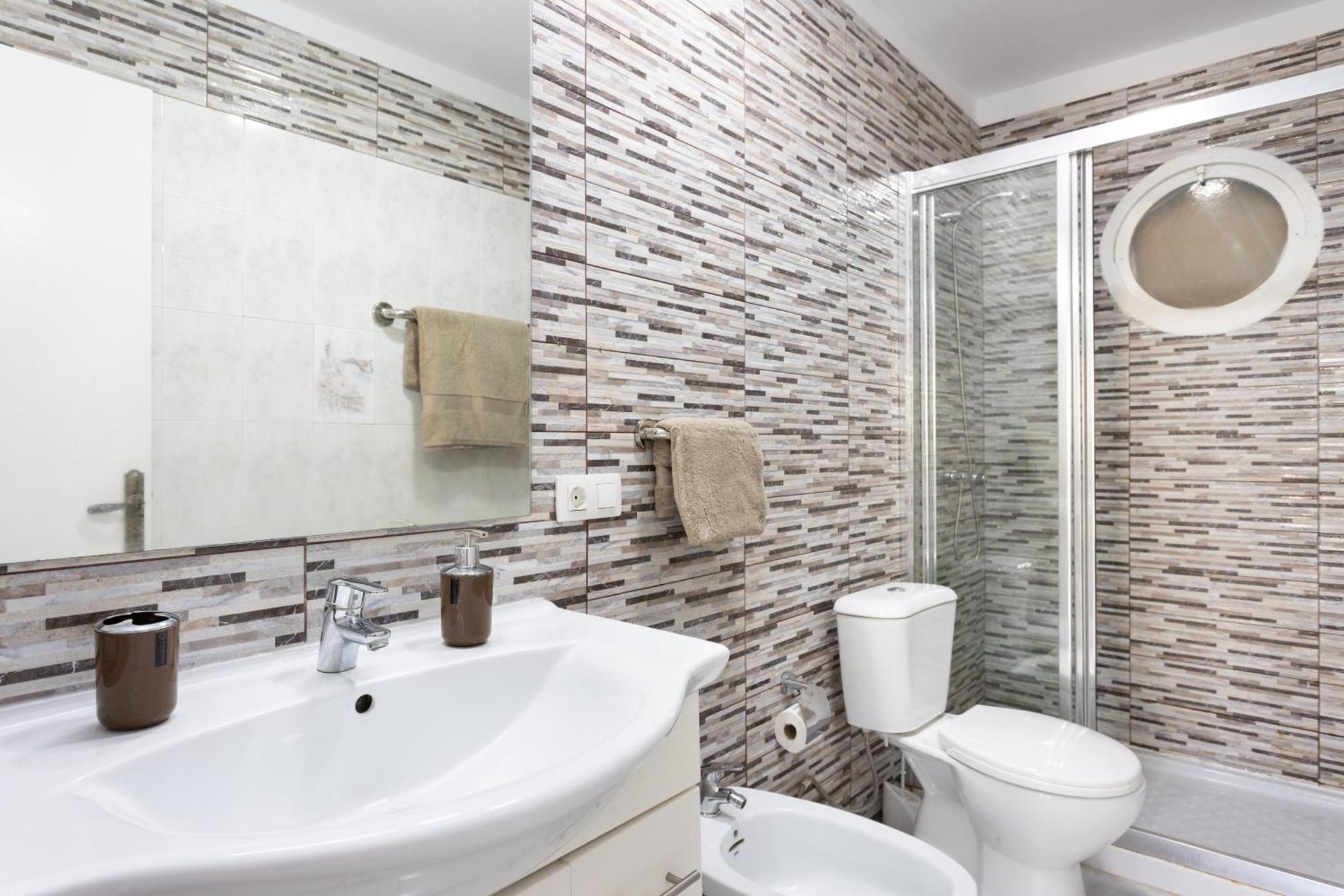 Classbnb - Three Spacious Apartments 150M From The Las Americas Promenade Арона Экстерьер фото