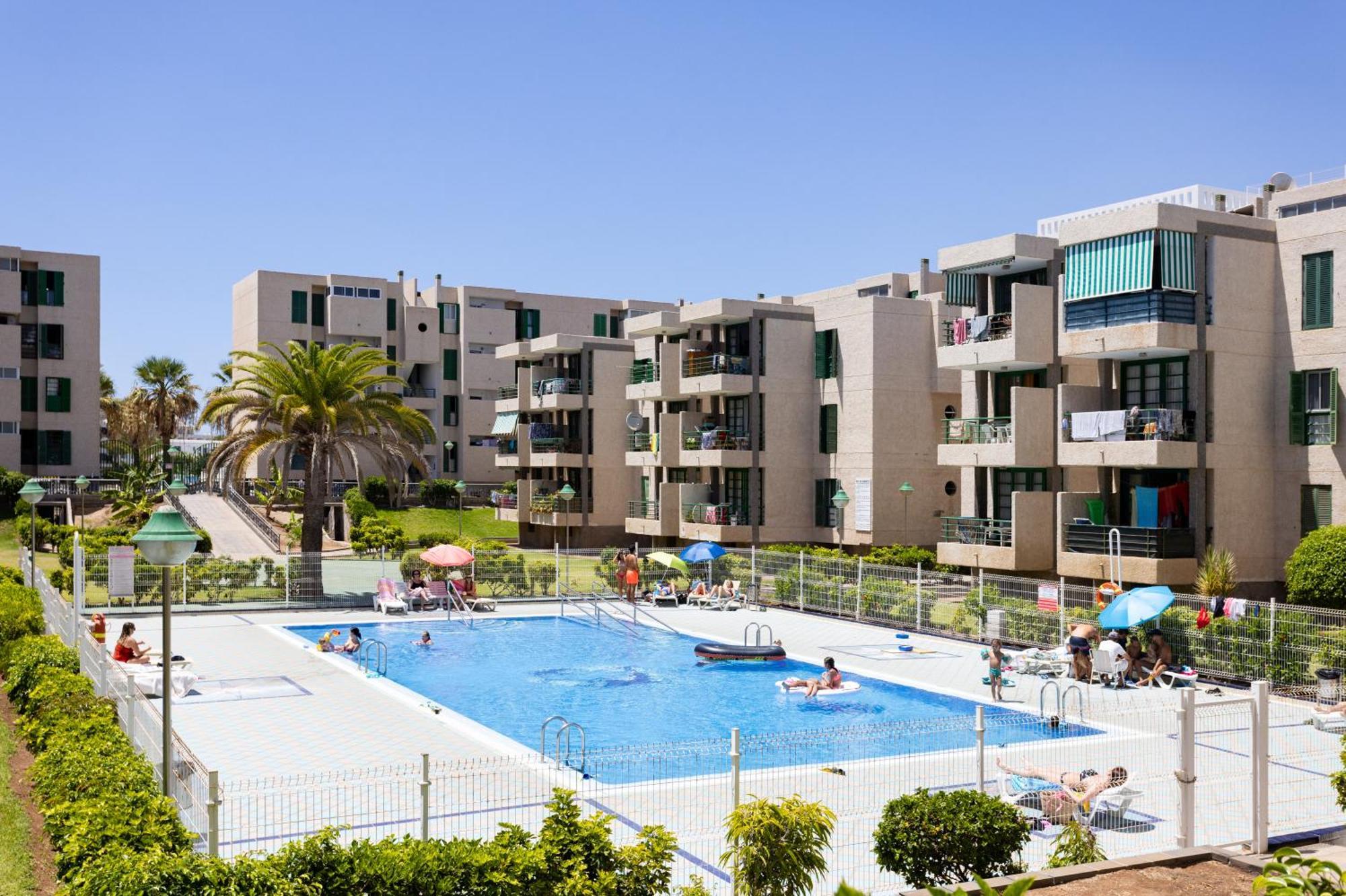 Classbnb - Three Spacious Apartments 150M From The Las Americas Promenade Арона Экстерьер фото