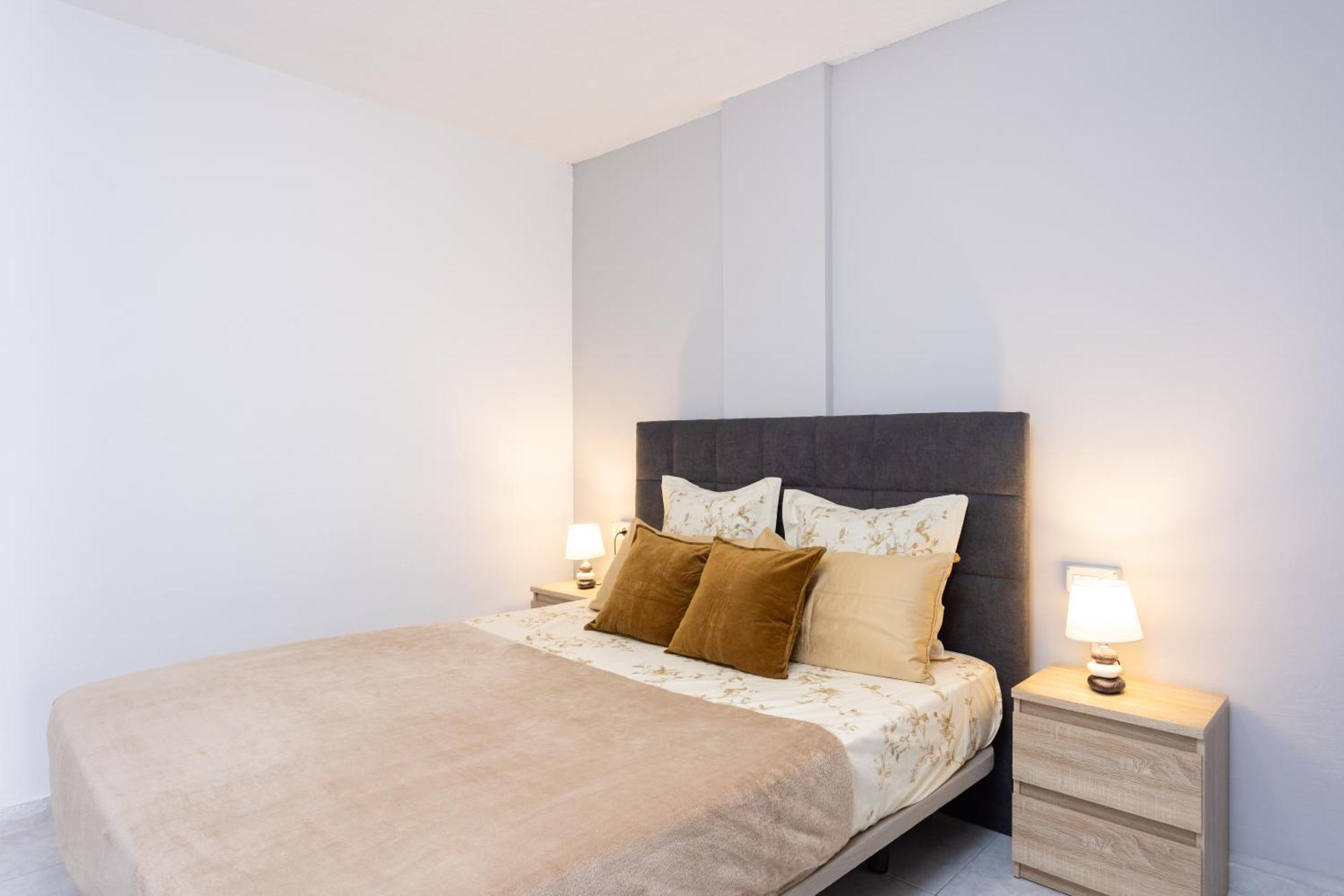 Classbnb - Three Spacious Apartments 150M From The Las Americas Promenade Арона Экстерьер фото