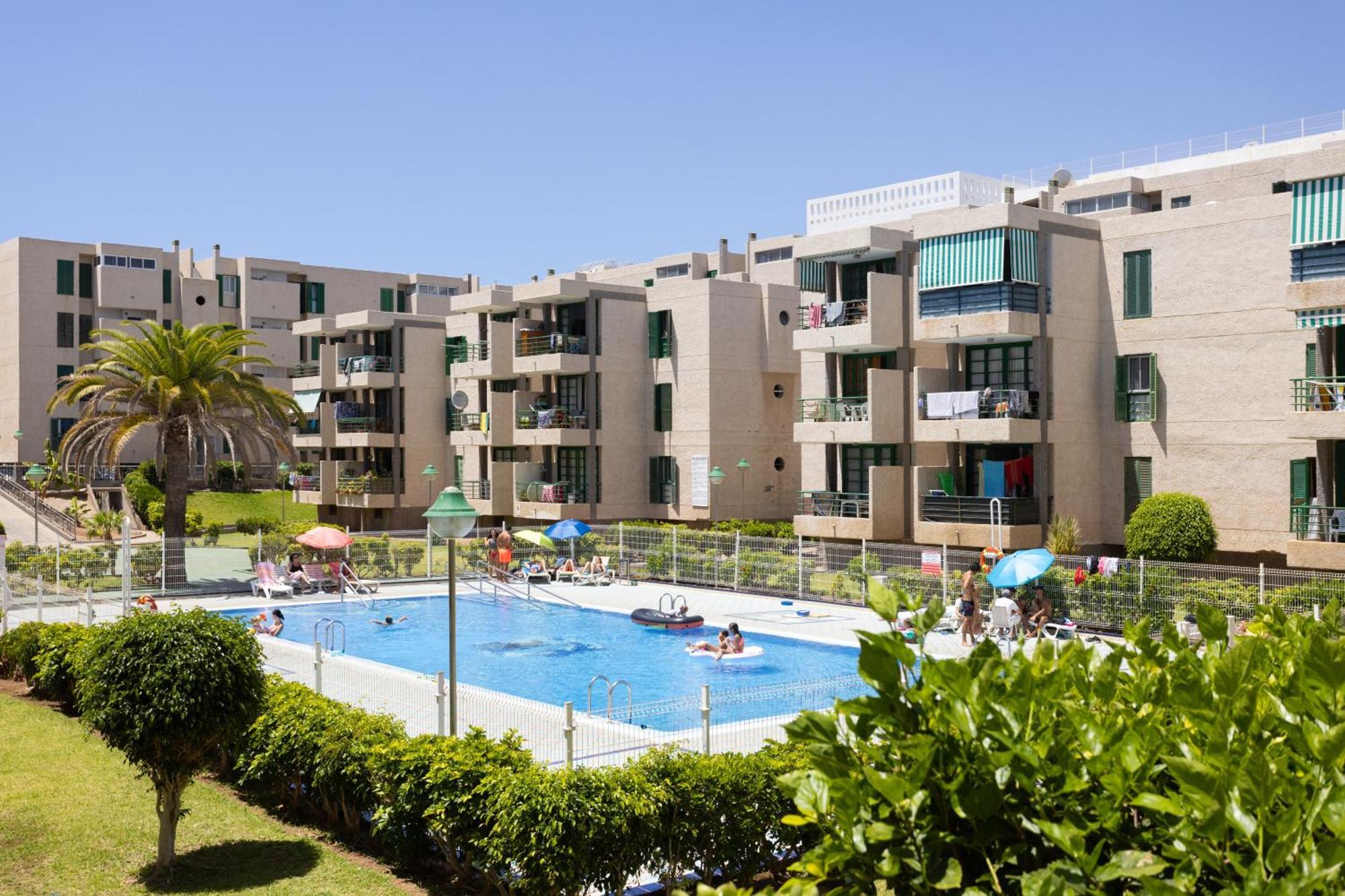 Classbnb - Three Spacious Apartments 150M From The Las Americas Promenade Арона Экстерьер фото